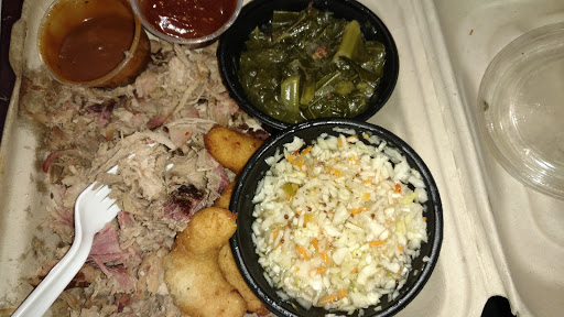 Barbecue Restaurant «Luella’s Bar-B-Que - North Asheville», reviews and photos, 501 Merrimon Ave, Asheville, NC 28804, USA