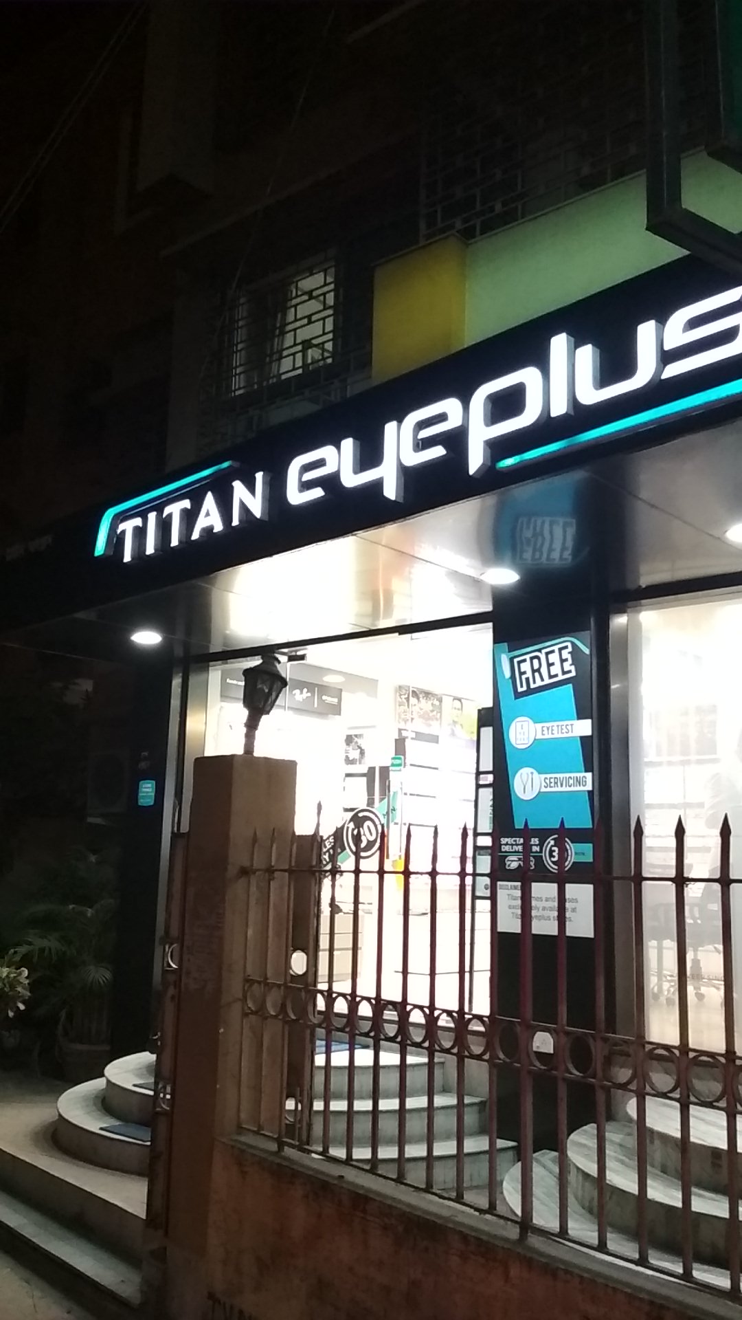 Titan Eye Gear Shop