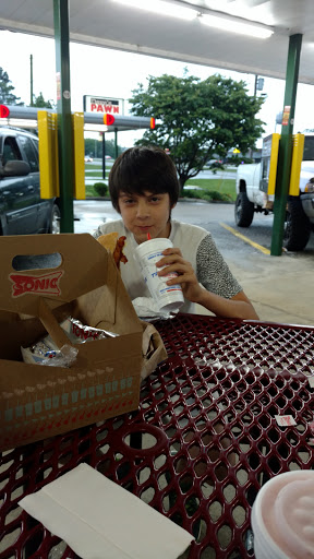 Fast Food Restaurant «Sonic Drive-In», reviews and photos, 1598 N Main St, Crossville, TN 38555, USA