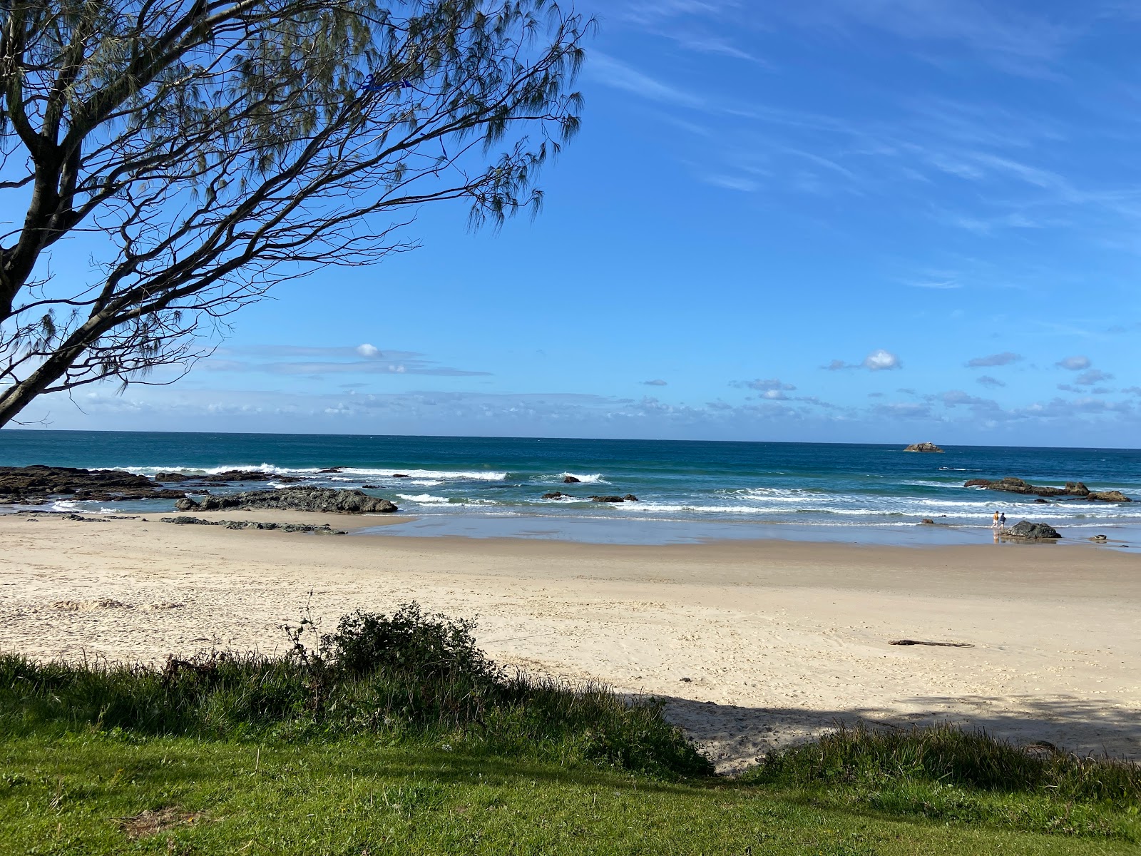 Photo of Oxley Beach with spacious shore