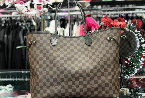 Used Clothing Store «Clothes Mentor Arlington Heights», reviews and photos, 862 W Dundee Rd, Arlington Heights, IL 60004, USA