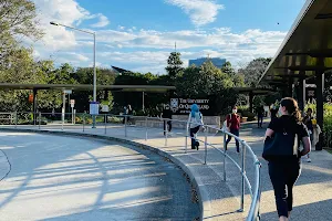 University QLD Lakes Station image
