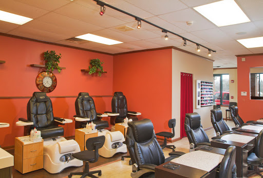 Nail Salon «Venus Nail Salon & Spa», reviews and photos, 1270 W Spring St, South Elgin, IL 60177, USA