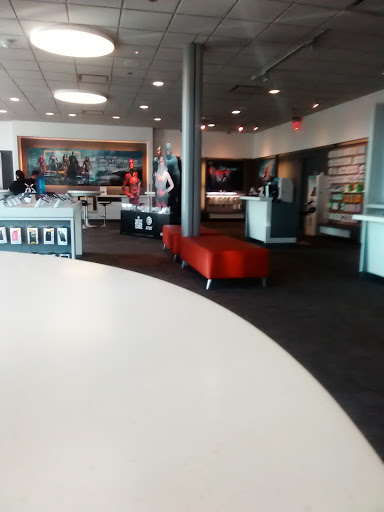 Cell Phone Store «AT&T», reviews and photos, 4250 Macdonald Ave f, Richmond, CA 94805, USA