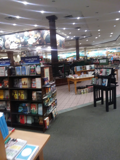 Book Store «Barnes & Noble», reviews and photos, 540 Ed Noble Pkwy, Norman, OK 73072, USA