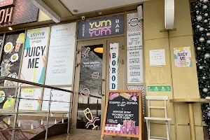 YUM YUM | Крафтовые бургеры image