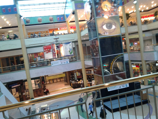 Shopping Mall «The Shops of Grand Avenue», reviews and photos, 275 W Wisconsin Ave, Milwaukee, WI 53203, USA