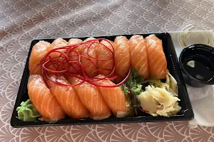 Mea Sushi & Korean food image