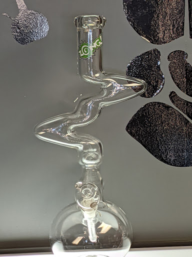 Tobacco Shop «410 Smoke Shop», reviews and photos, 2529 Mountain Rd, Pasadena, MD 21122, USA