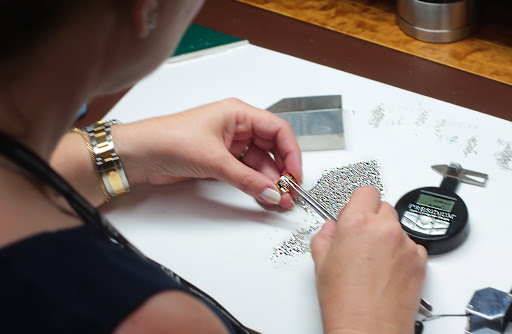 Jewelry Buyer «Pangea Coins & Jewelry», reviews and photos, 35 E Ridgewood Ave, Ridgewood, NJ 07450, USA