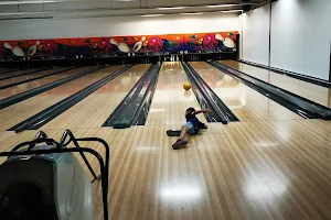 Bowling Marla-Tyla image