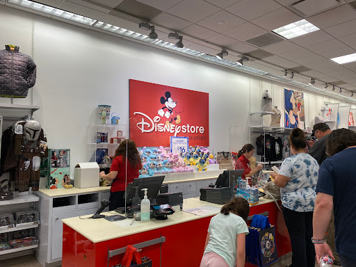 Toy Store «Disney Store», reviews and photos, 3000 Grapevine Mills Pkwy, Grapevine, TX 76051, USA