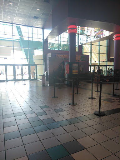 Movie Theater «Regal Cinemas 22 @ Austell», reviews and photos, 2480