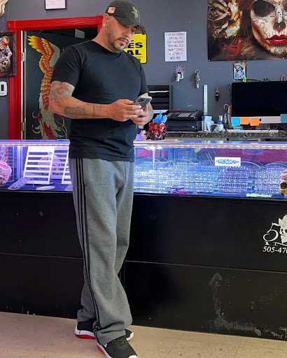 Explore feather memorial tattoo ideas, creative tattoo ideas in Albuquerque, available at Tattoosbyfrankieg