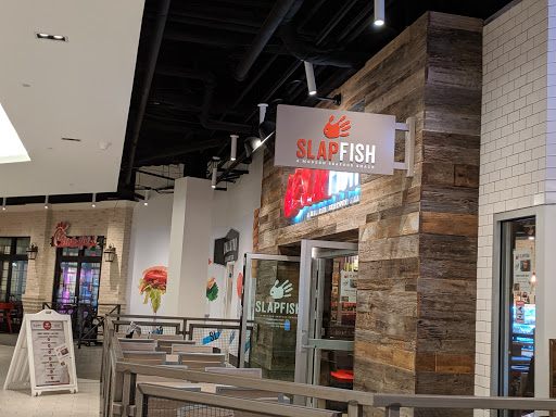 Shopping Mall «Ballston Common Mall», reviews and photos, 4238 Wilson Blvd, Arlington, VA 22203, USA