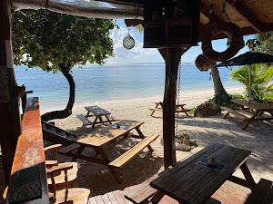 Shipwreck Hut Bar & Restaurant & Accomodation