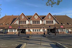 Trouville-Deauville image