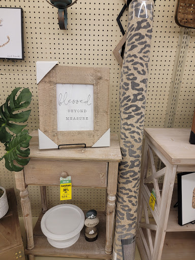 Shopping Mall «Lebanon Valley Mall», reviews and photos, 2231 Lebanon Valley Mall, Lebanon, PA 17042, USA