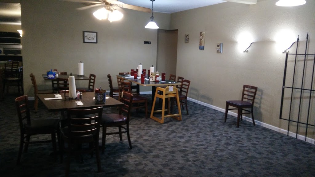 Smokin Bones BBQ and Sports Bar 65037