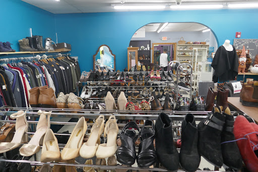 Thrift Store «Boomerangs Jamaica Plain», reviews and photos, 716 Centre St, Jamaica Plain, MA 02130, USA