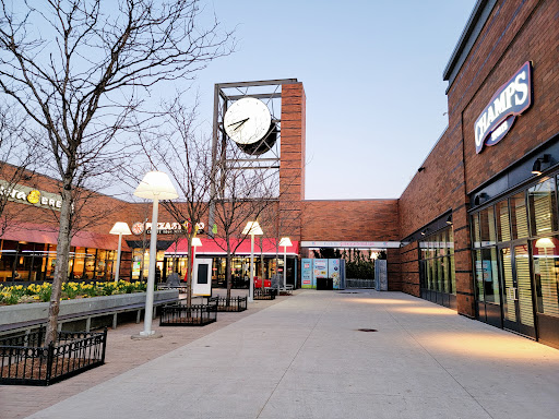 Shopping Mall «Gateway Center», reviews and photos, 501 Gateway Dr, Brooklyn, NY 11239, USA