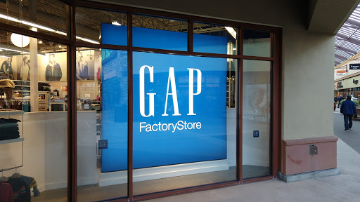 Clothing Store «Gap Outlet», reviews and photos, 1001 N Arney Rd, Woodburn, OR 97071, USA