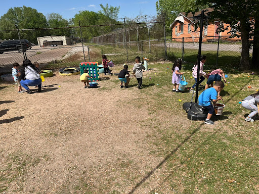 Day Care Center «Candyland Aldine Day Care», reviews and photos, 2111 Aldine Mail Rte Rd, Houston, TX 77039, USA