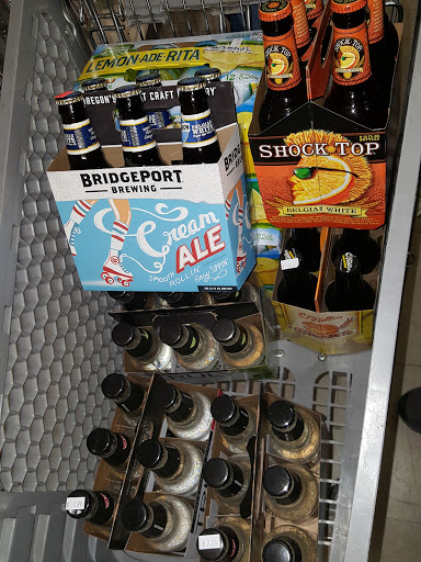 Liquor Store «Deep Discount Wine & Liquor», reviews and photos, 6525 E 51st St, Tulsa, OK 74145, USA