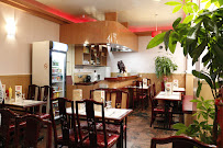 Atmosphère du Restaurant coréen Ai-Hua Restaurant 爱华小馆 - Vietnamien & Coréen à Paris - n°4