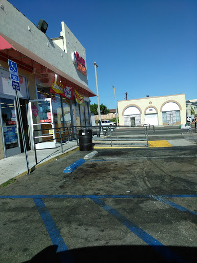Dollar Store «FAMILY DOLLAR», reviews and photos, 111 S Pacific Ave, San Pedro, CA 90731, USA