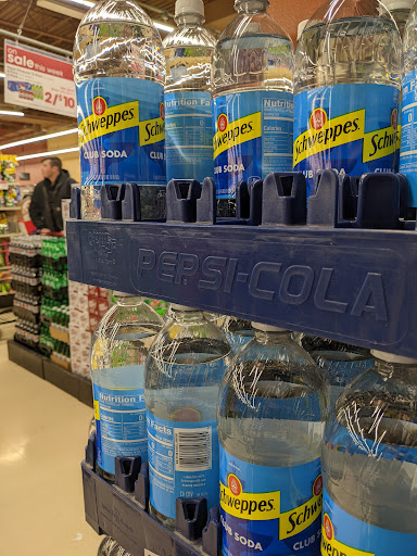 Supermarket «Giant Eagle Supermarket», reviews and photos, 27264 Lorain Rd, North Olmsted, OH 44070, USA