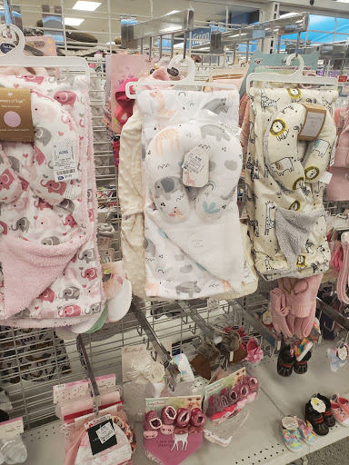 Clothing Store «Ross Dress for Less», reviews and photos, 6711 Westminster Ave, Westminster, CA 92683, USA