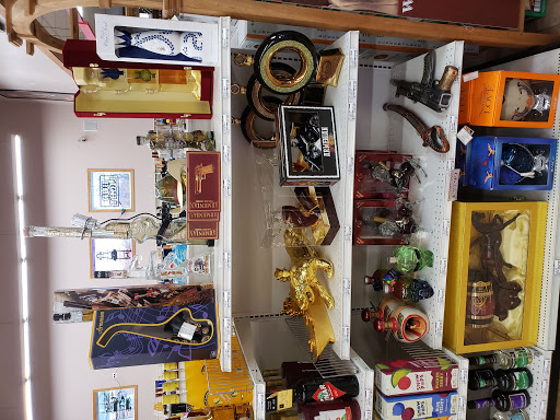 Liquor Store «Windham Wine & Spirits», reviews and photos, 1182 Main St, Willimantic, CT 06226, USA