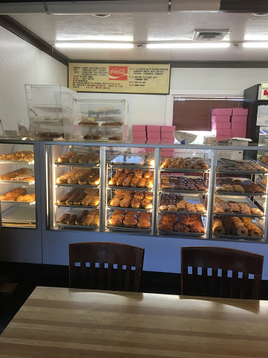 Donut Shop «Donut Wheel», reviews and photos, 10250 N De Anza Blvd, Cupertino, CA 95014, USA