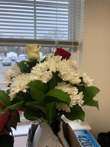 Florist «City Line Florist», reviews and photos, 2978 Nichols Ave, Trumbull, CT 06611, USA