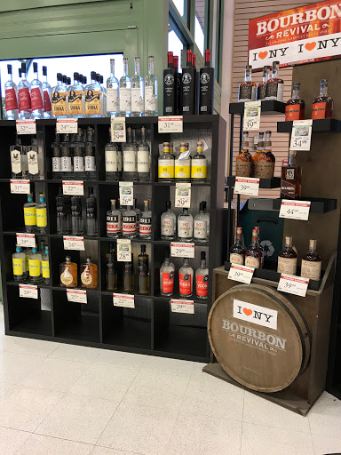 Liquor Store «Prestige Wine & Spirits», reviews and photos, 3410 Amelia Dr, Orchard Park, NY 14127, USA
