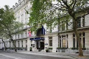 Club Quarters Hotel Trafalgar Square, London image