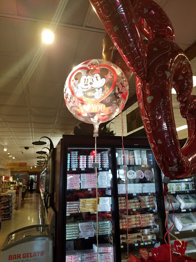 Shopping Mall «Laurelwood Shopping Center», reviews and photos, 1206 W Hillsdale Blvd, San Mateo, CA 94403, USA