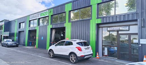 Photo 3 - Garage du Stade