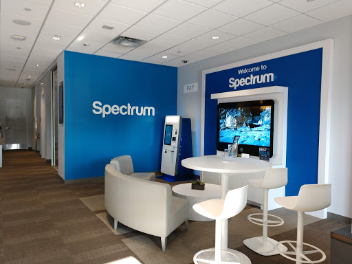 Internet Service Provider «Time Warner Cable», reviews and photos, 2751 N Mayfair Rd, Wauwatosa, WI 53226, USA
