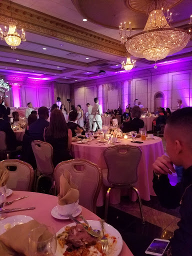 Shopping Mall «Cranbrook Shopping Center», reviews and photos, 566 Cranbrook Rd, Cockeysville, MD 21030, USA