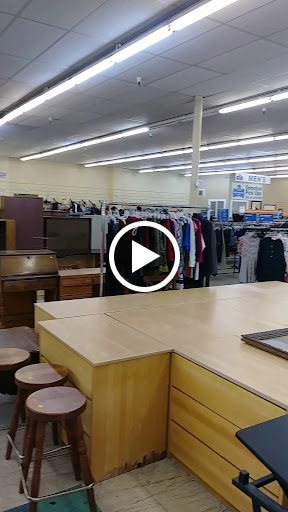 Thrift Store «TC Resale & Donation Thrift Store», reviews and photos, 5050 SE 82nd Ave, Portland, OR 97266, USA