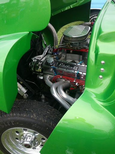 Truck Accessories Store «Southern Truck & Custom, LLC. DBA Caroline Custom», reviews and photos, 17651 Rogers Clark Blvd, Milford, VA 22514, USA