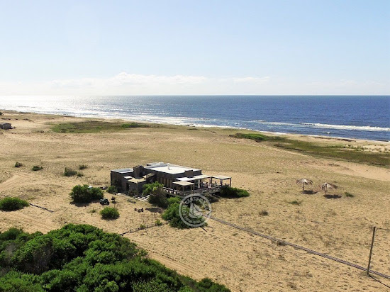 Oceania del Polonio Beach