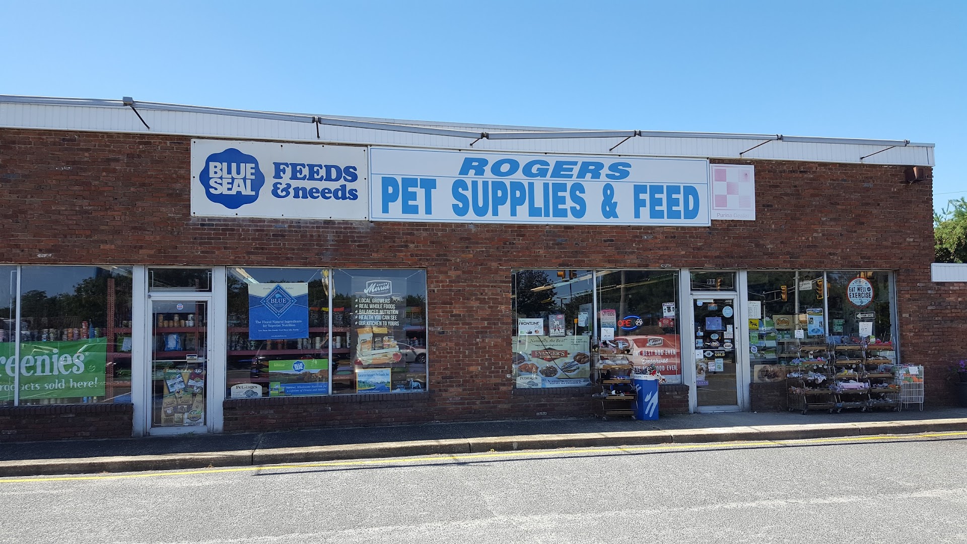 Roger's Pet Supplies & Feed