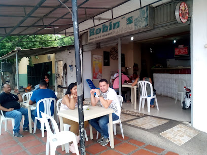 Restaurante Robins Parrilla - Via Principal barrio el carmen calle 15 y 16, Cra. 20, Maicao, La Guajira, Colombia