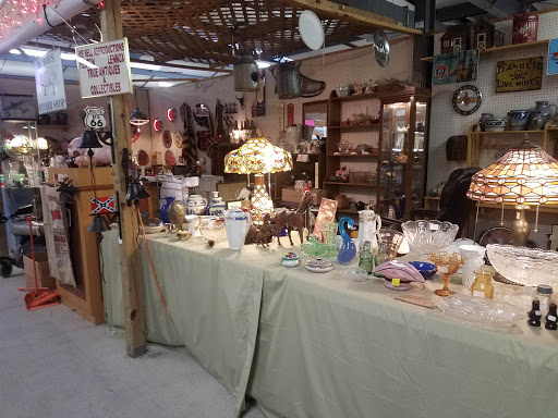 Flea Market «Virginia Bazaar», reviews and photos, 8436 Ladysmith Rd, Ruther Glen, VA 22546, USA