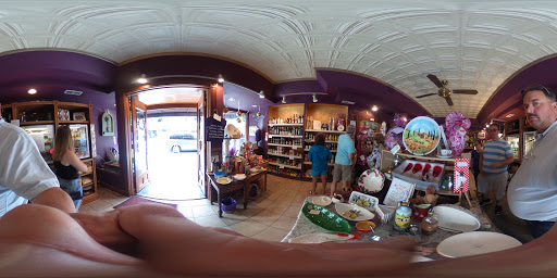 Gourmet Grocery Store «Italian Gourmet Market», reviews and photos, 22 S Front St, Wilmington, NC 28401, USA