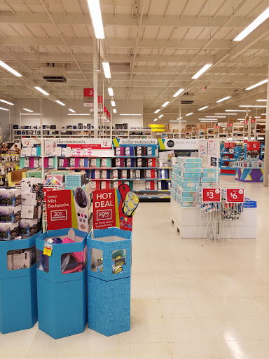 Office Supply Store «Office Depot», reviews and photos, 1975 SE Tualatin Valley Hwy, Hillsboro, OR 97123, USA