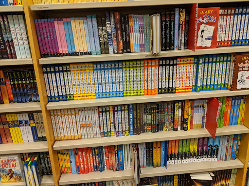Book Store «Barnes & Noble», reviews and photos, 1180 Raritan Rd, Clark, NJ 07066, USA
